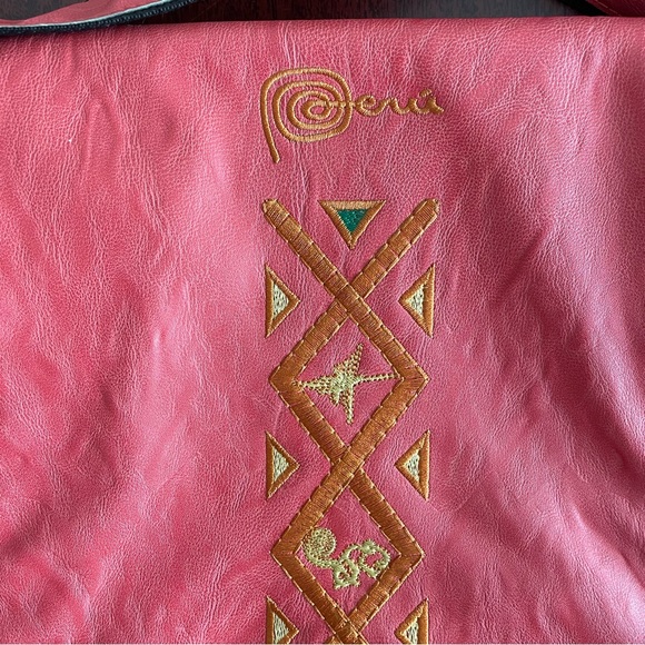 NWOT Peña Inca Piel Red Embroidered Crossbody Bag - Picture 2 of 13